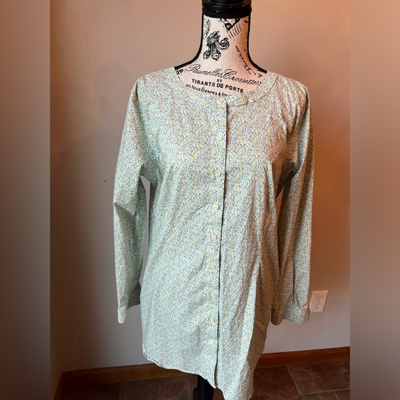 Duluth Trading Co Women's Light Blue-green Button-Down Tunic with No Gap Buttons - Picture 4 of 16
